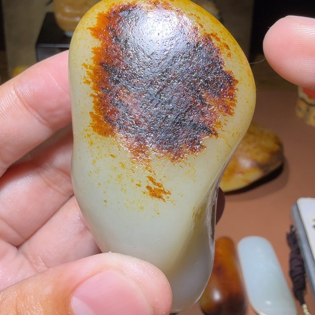 福***和田玉未镶嵌颈饰