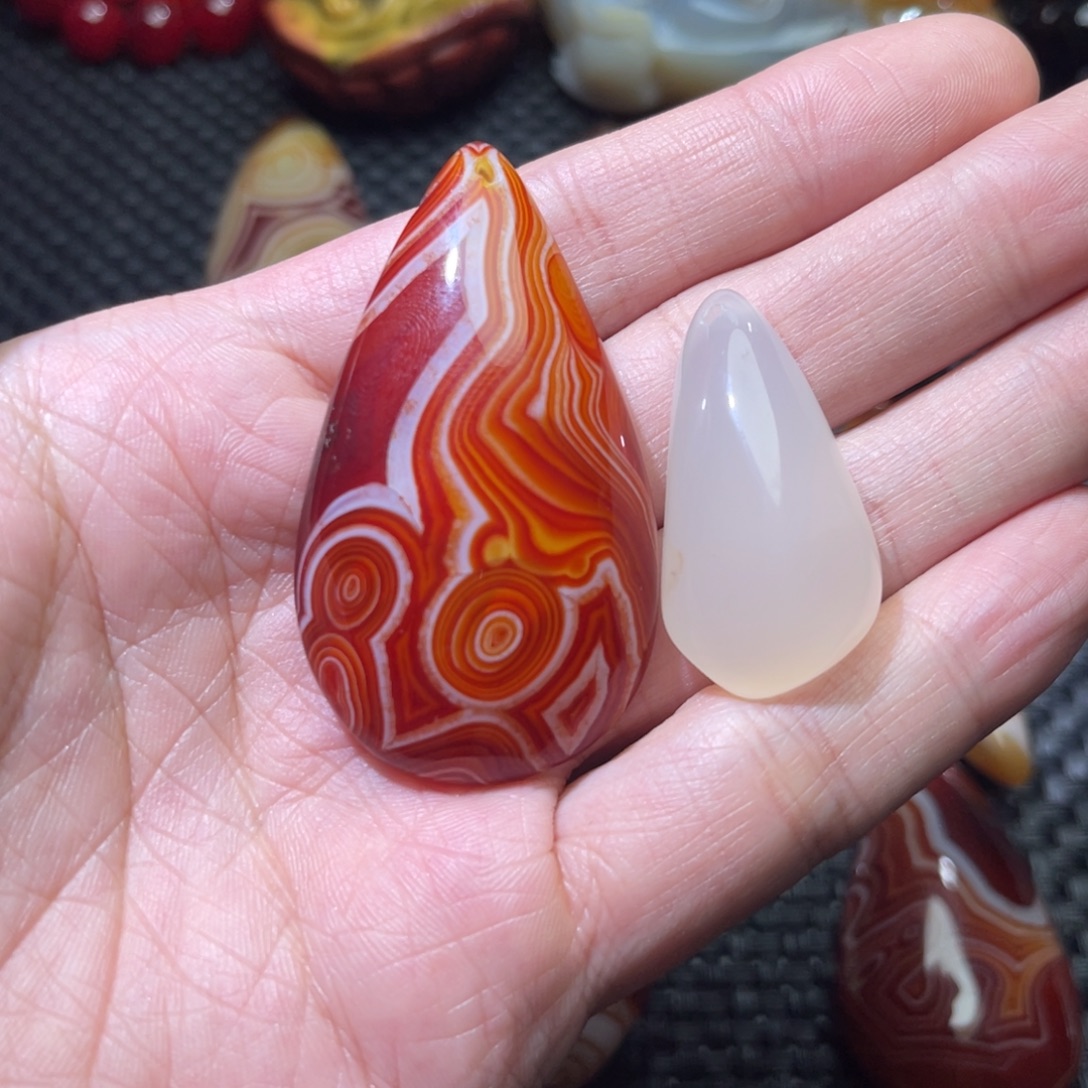 玛瑙/玉髓未镶嵌颈饰