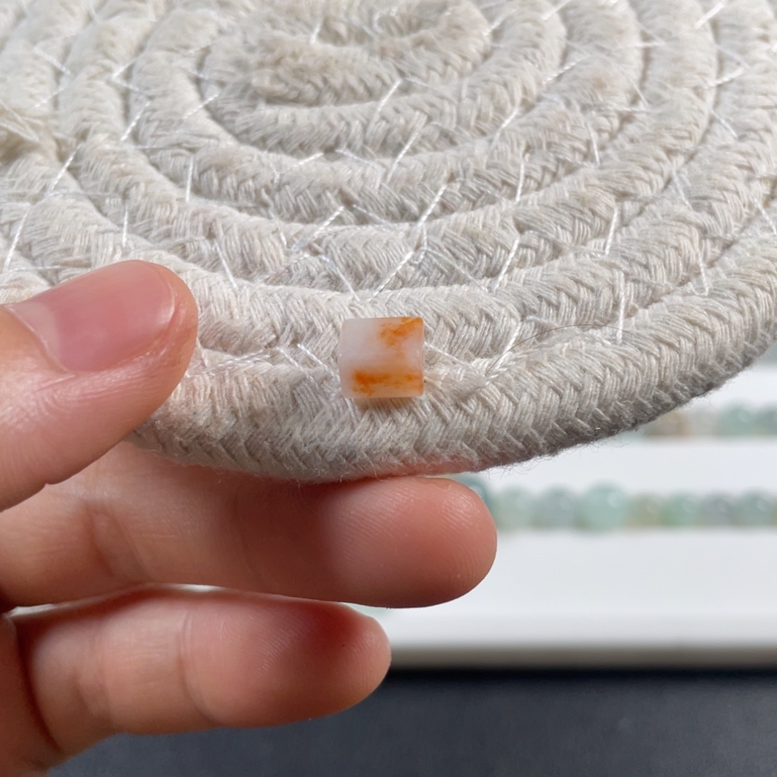 翡翠未镶嵌颈饰翡翠方糖7.1-5.7-5.3