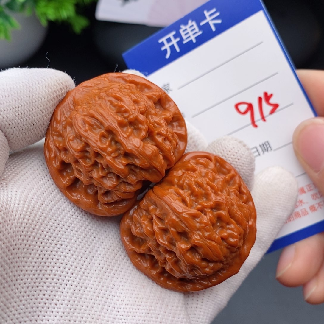 文玩核桃把件41红狮子915