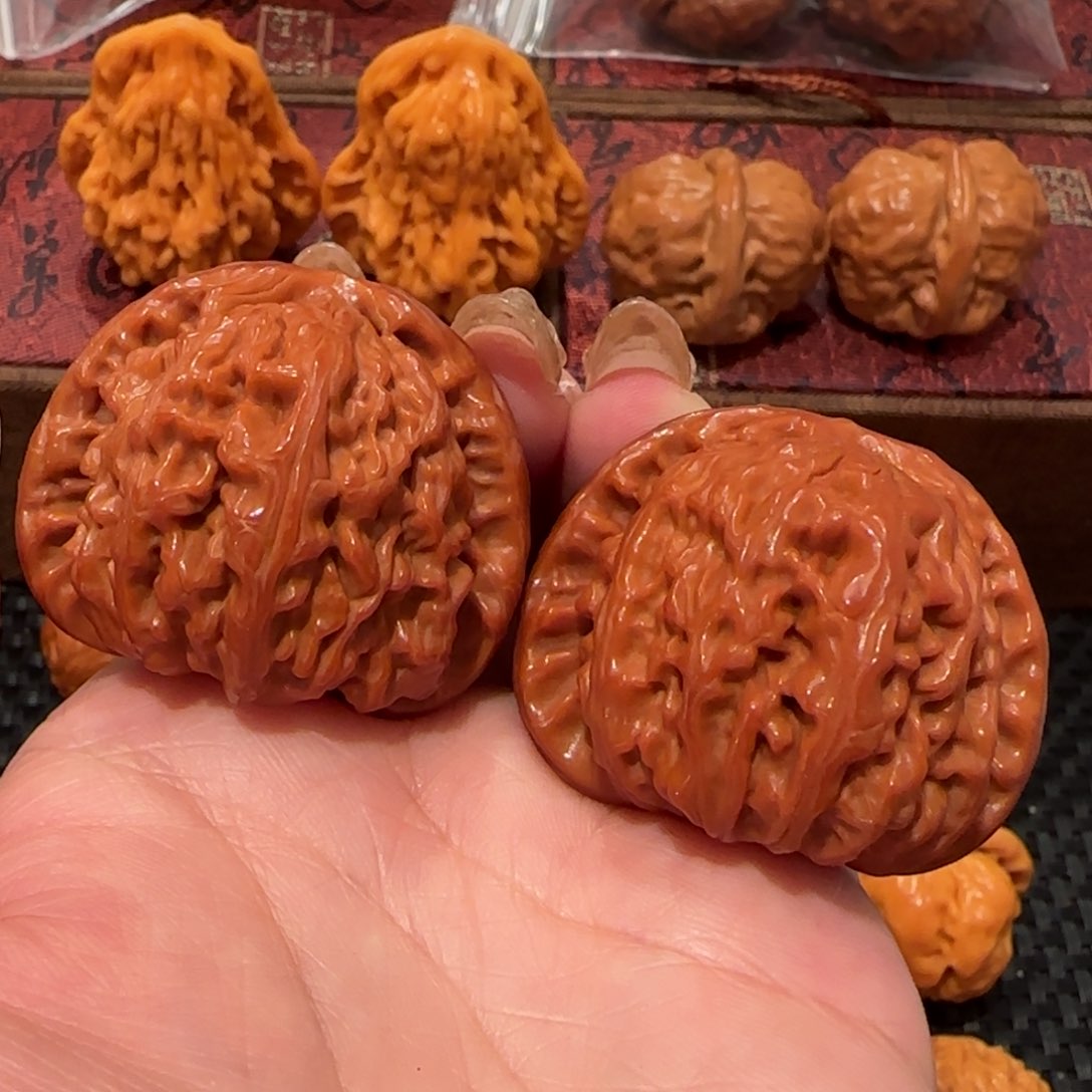 桃核吊坠白狮子41精品1009