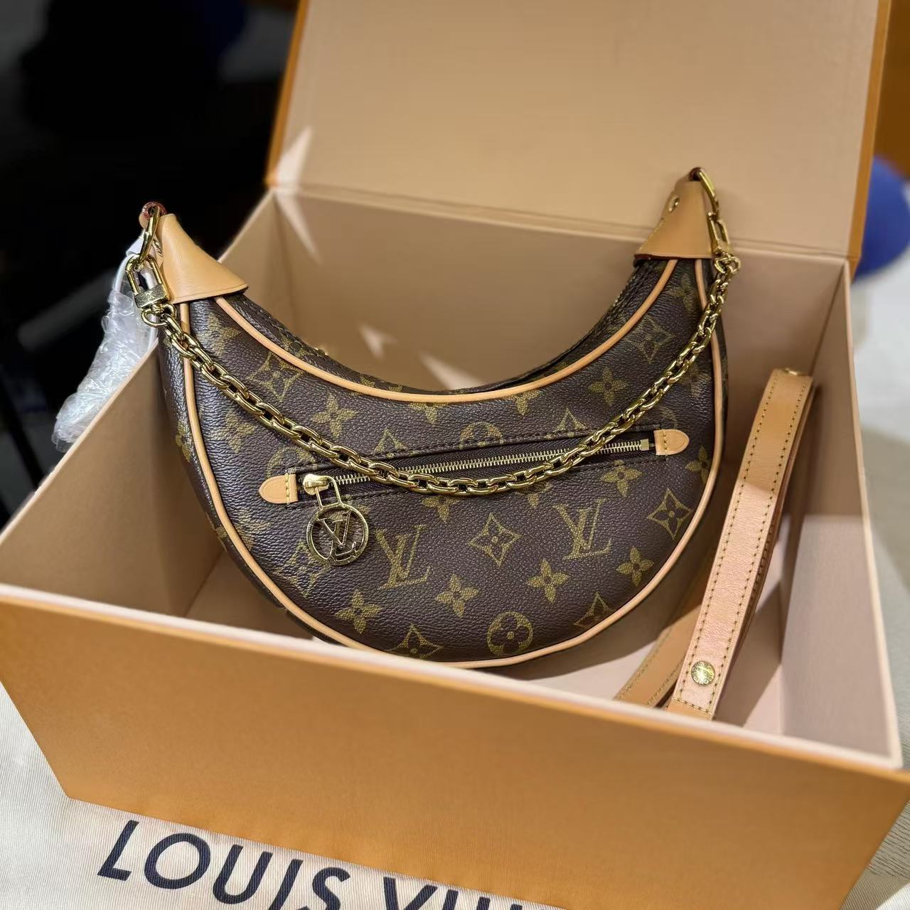95新 LouisVuitton/路易威登 老花Loop月亮/豌豆腋下单肩包芯片