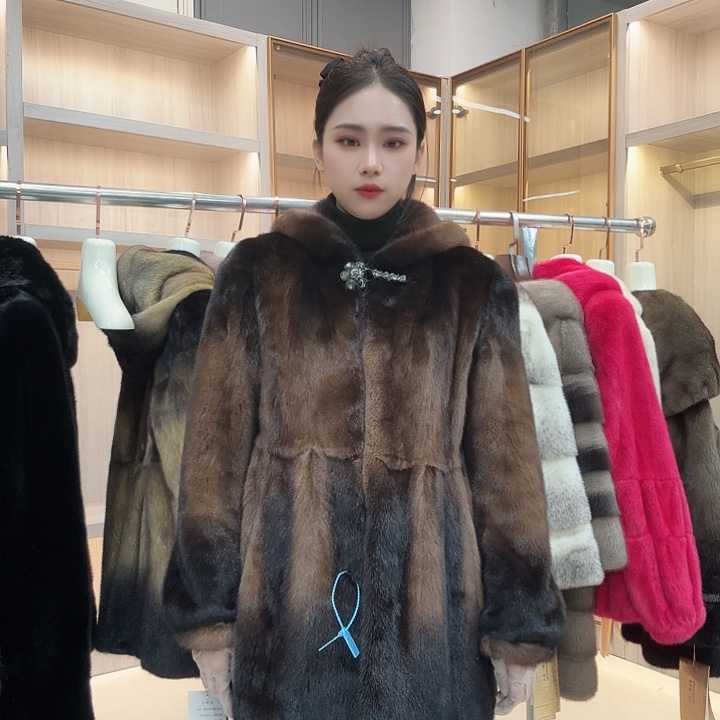 黑咖色渐变戴帽yh0270