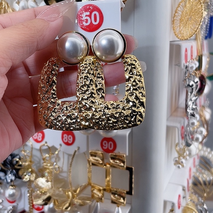 无非金属铁合金合金饰品