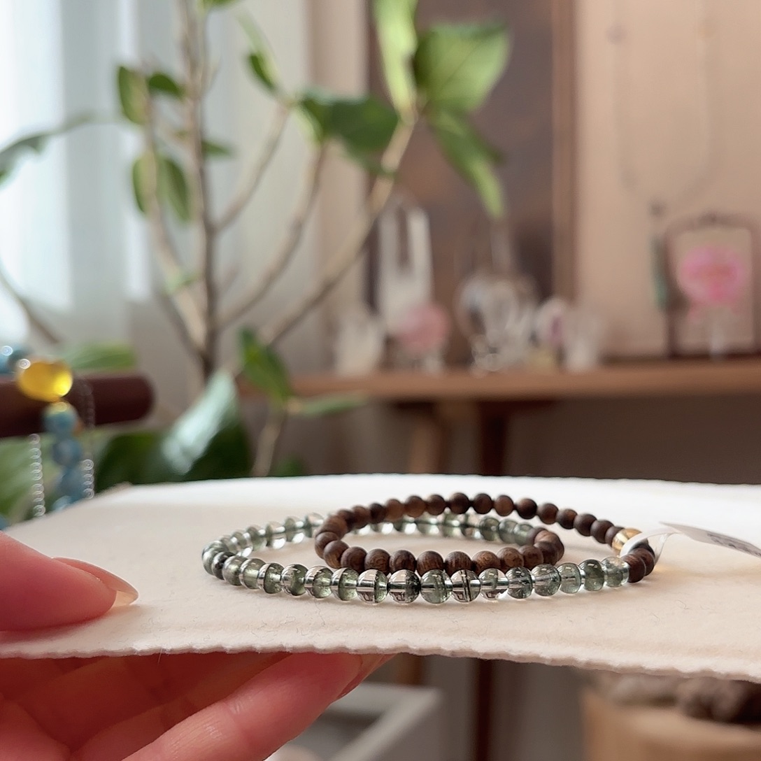 依***依水晶手串未镶嵌设计款