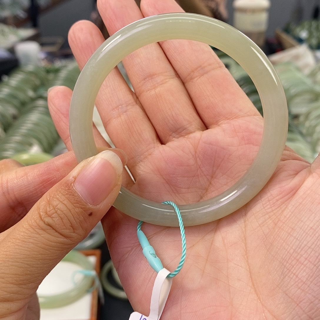 和田玉和田玉手镯54.55未镶嵌