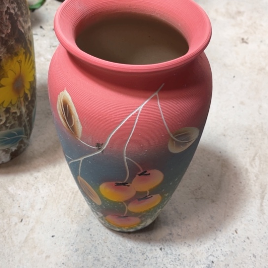 罐默认微瑕，有孔编号15-266