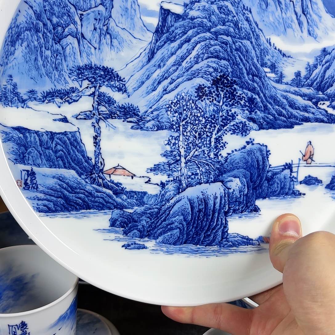 大**简王庆龙老师手绘陶瓷