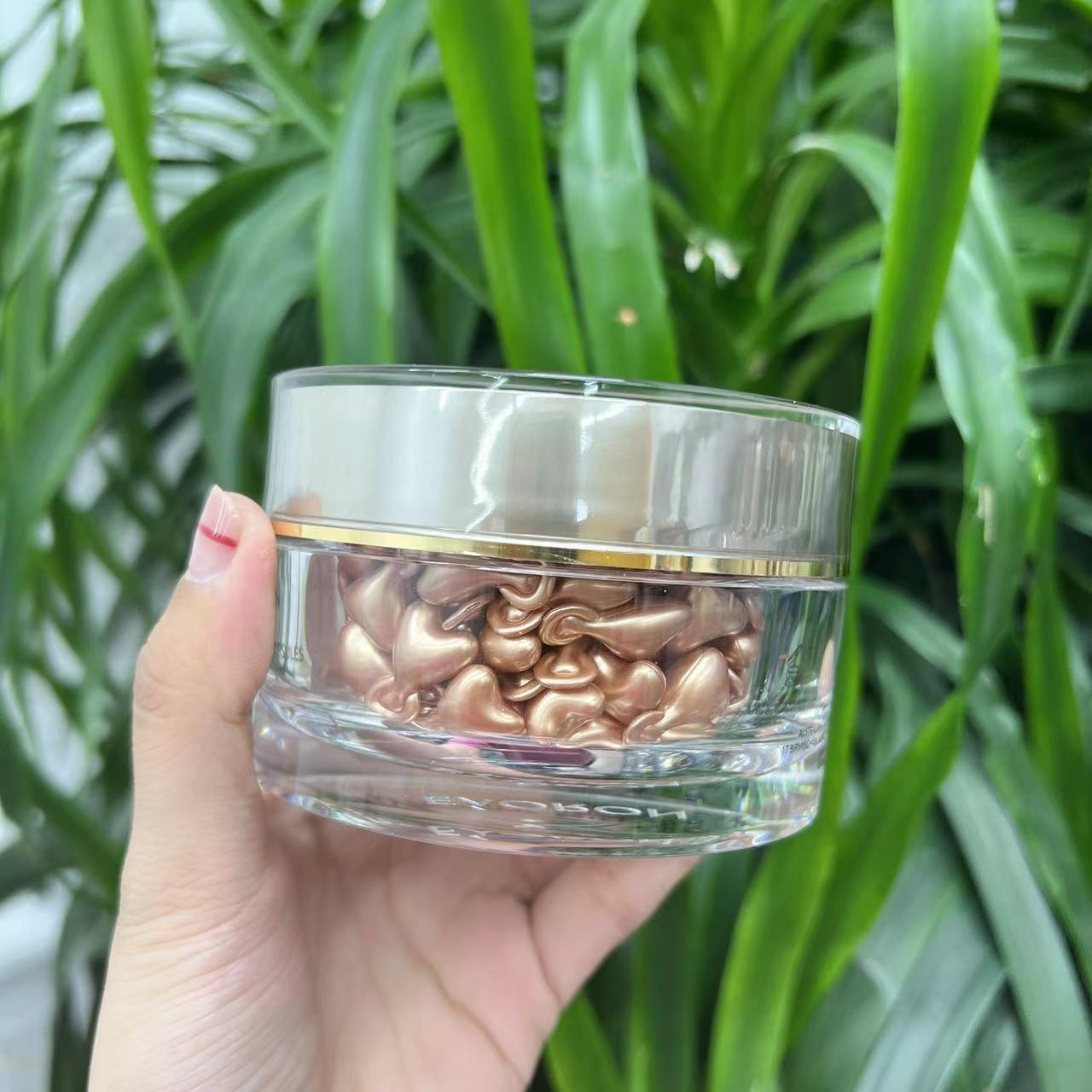 【美白祛斑同时上岗！来自澳洲的小金豆！】似油非油水光胶囊精华颗粒