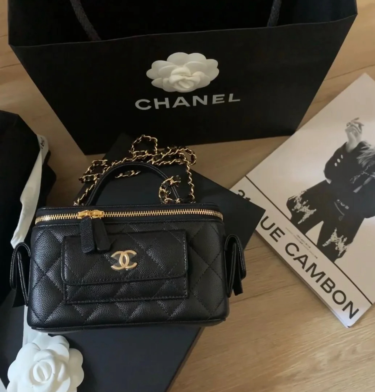 99新 Chanel/香奈儿 多多奢品/香奈儿23Bcargo盒子斜挎包/99新