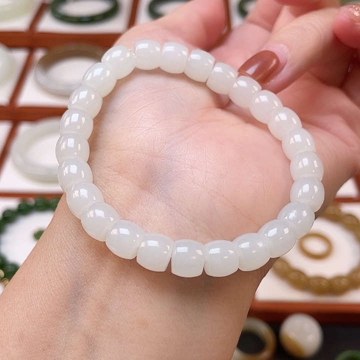 和田玉未镶嵌手串