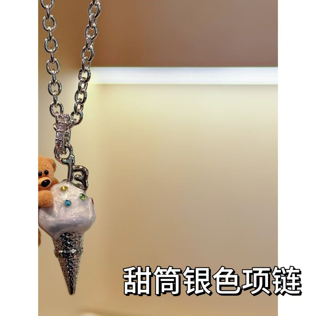 铜合金项链  I2-852【金属甜筒植绒小熊银色项链细链】