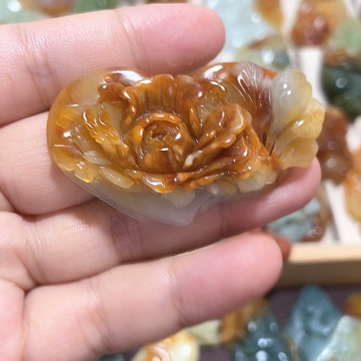 岫玉吊坠(不含链)未镶嵌
