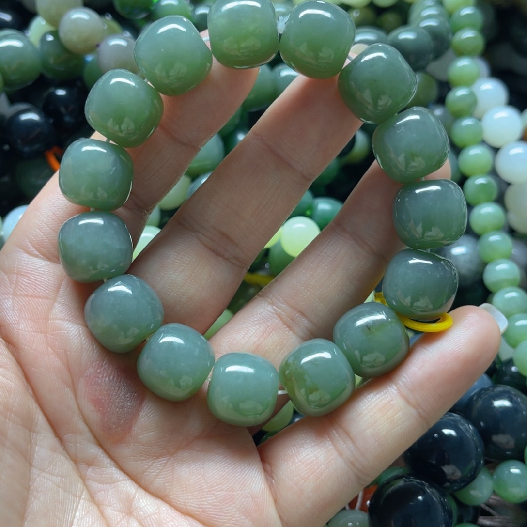 和田玉手链未镶嵌