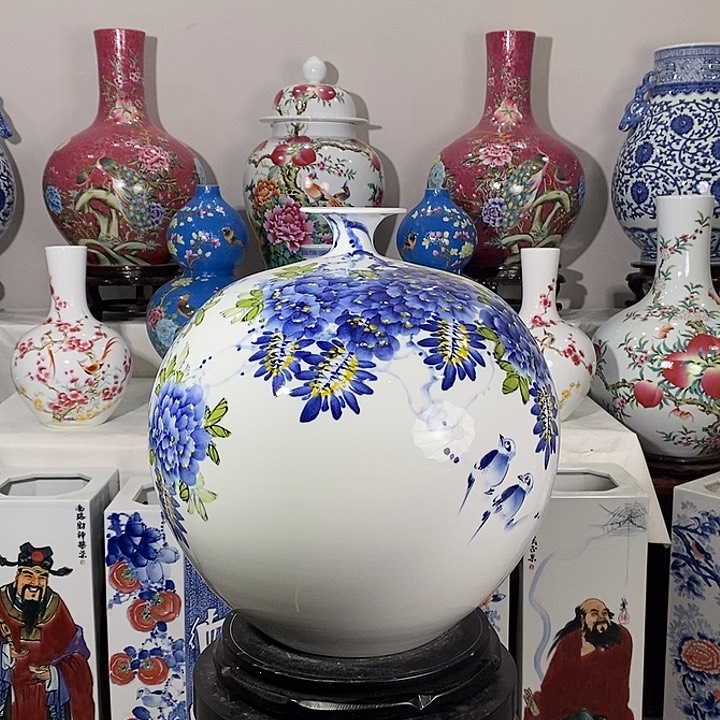 景德镇陶瓷艺术品