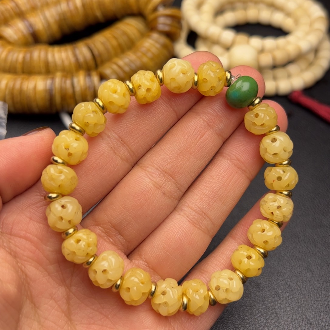 星***吖泥塑藏式风格小配饰