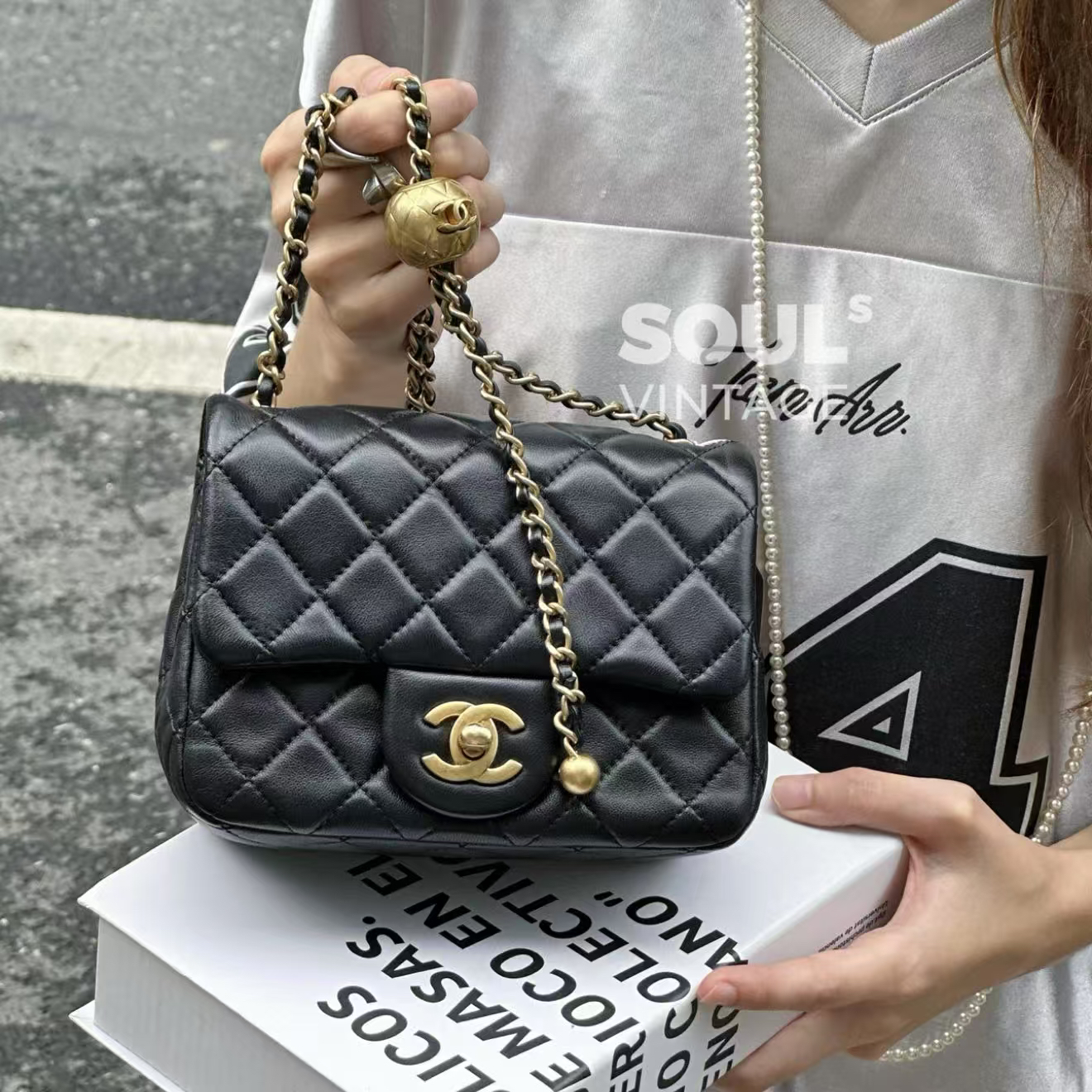 95新 Chanel/香奈儿 Chanel黑金羊皮金球方胖/651766955