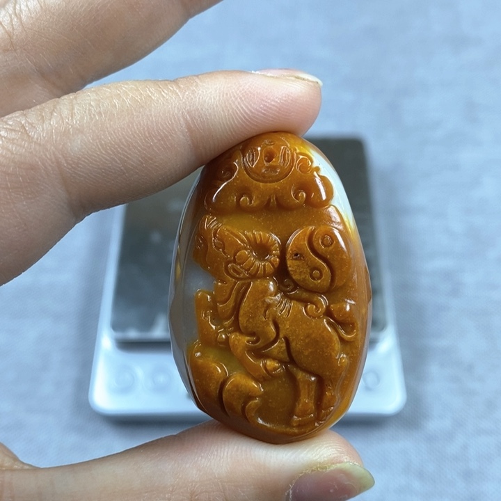 和田玉颈饰未镶嵌