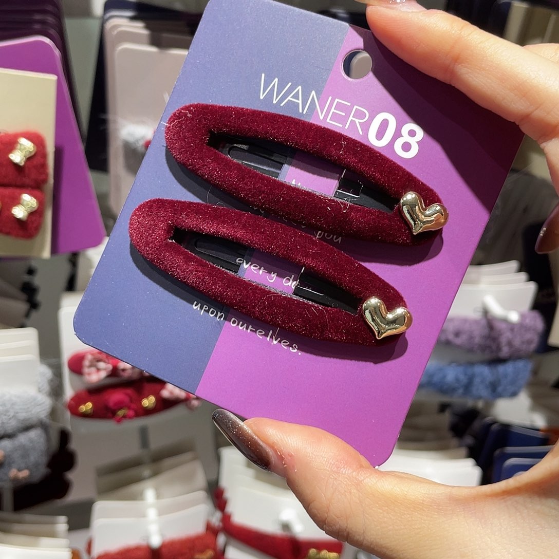 羽毛非金属红色椭圆爱心丝绒