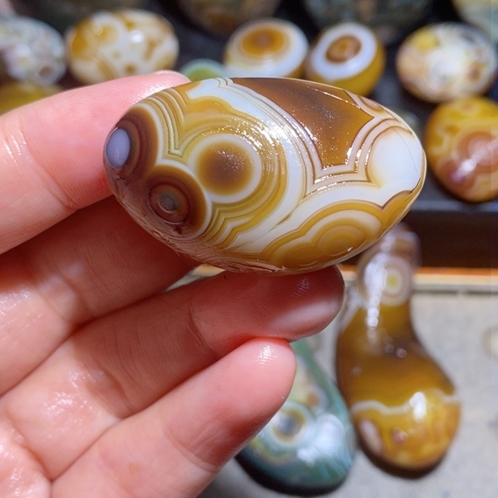 未镶嵌玛瑙/玉髓珠宝半成品23