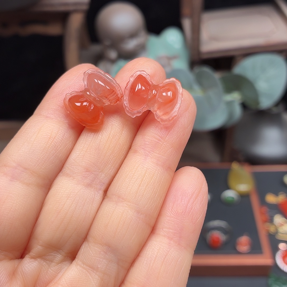 迟***婆南红玛瑙银S925镶嵌耳饰