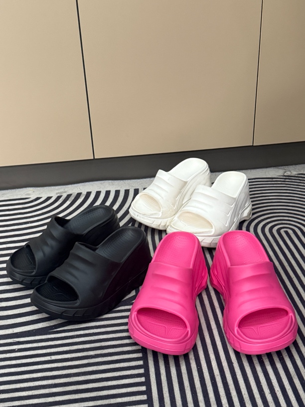 小婷子自留拖鞋，矮个子必备！8CM