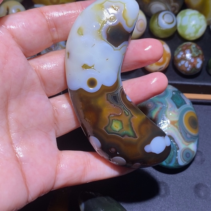 未镶嵌玛瑙/玉髓珠宝半成品皇**岸