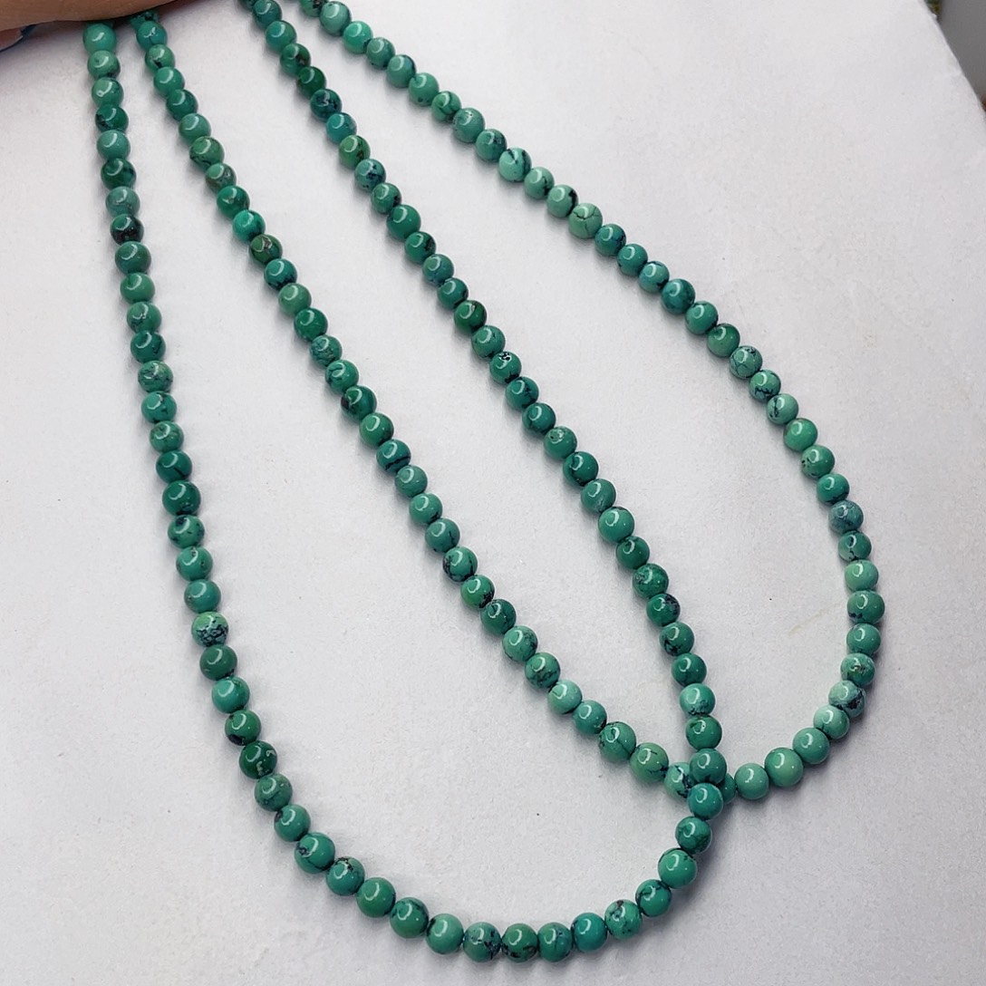 绿松石未镶嵌颈饰