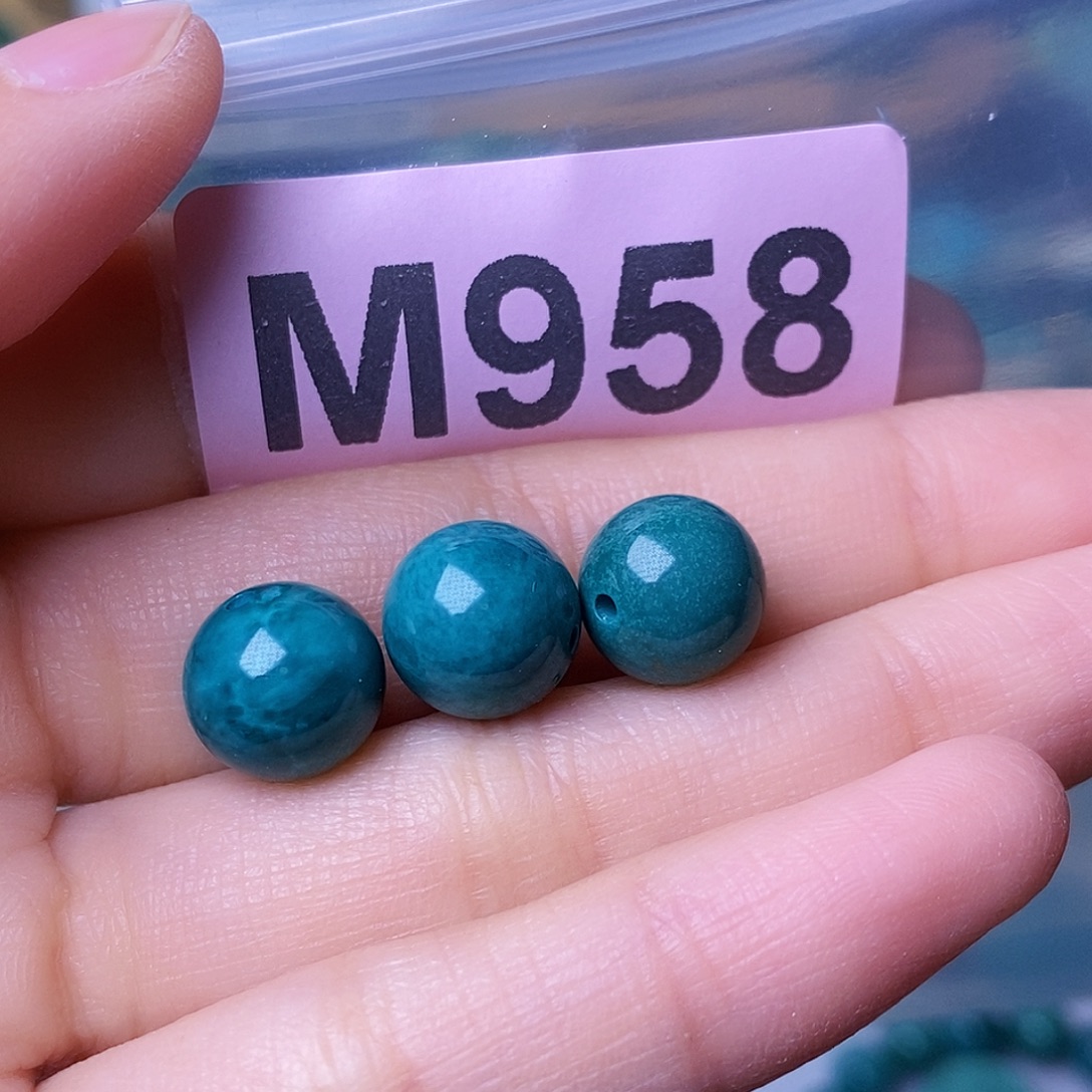 十堰原生态绿石头特色手工配饰