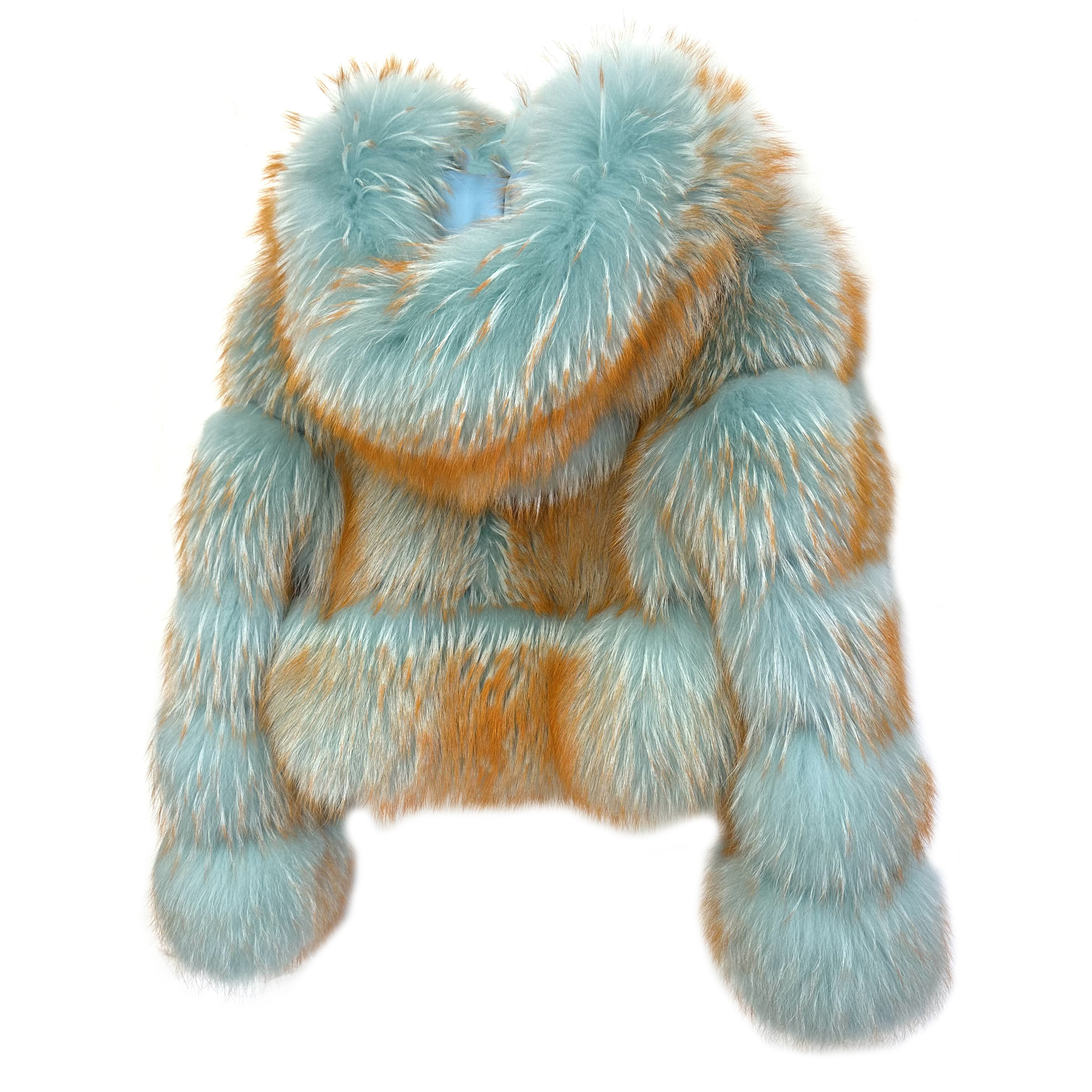 短款带帽长袖外套