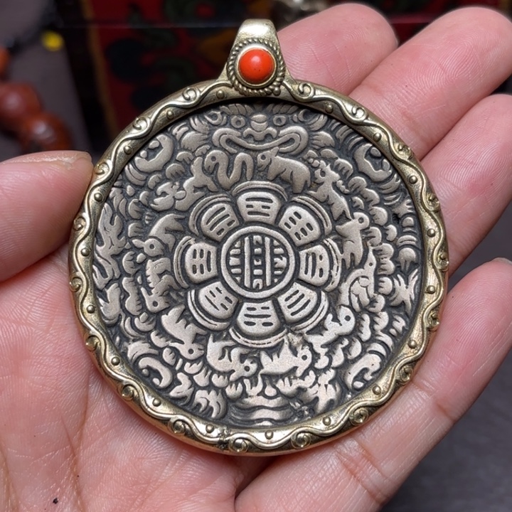 玻璃颈饰藏传喜马拉雅