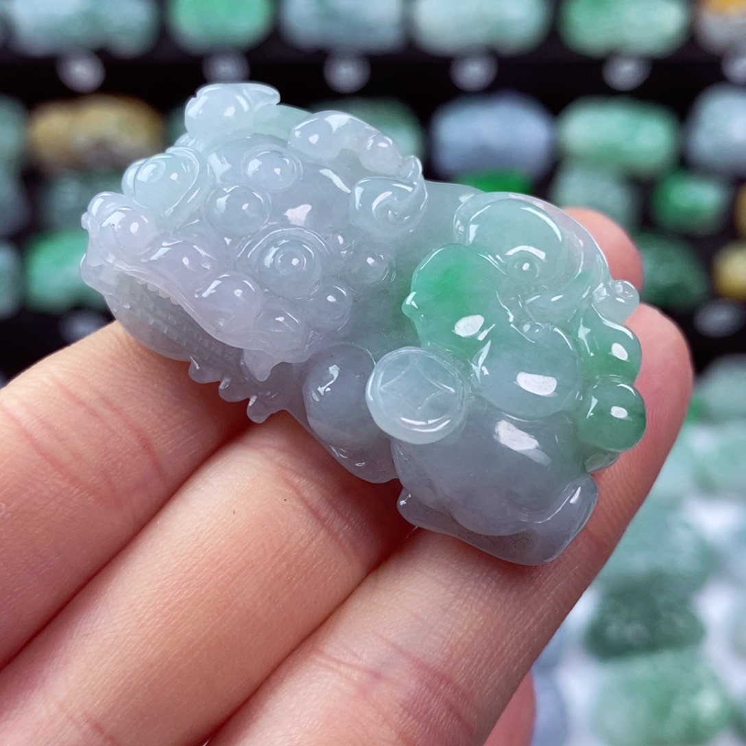 翡翠颈饰未镶嵌天然