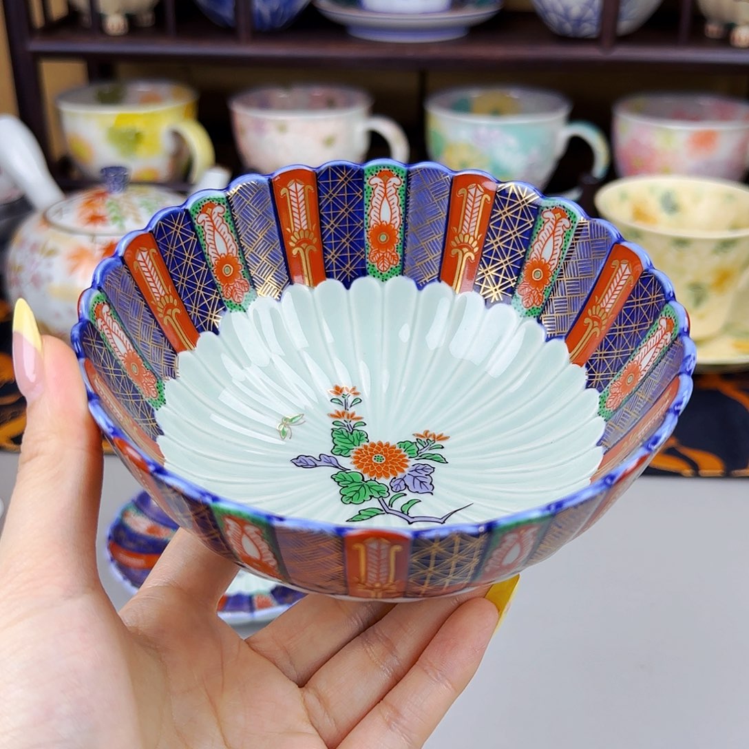 他家茶具瓷器好漂亮