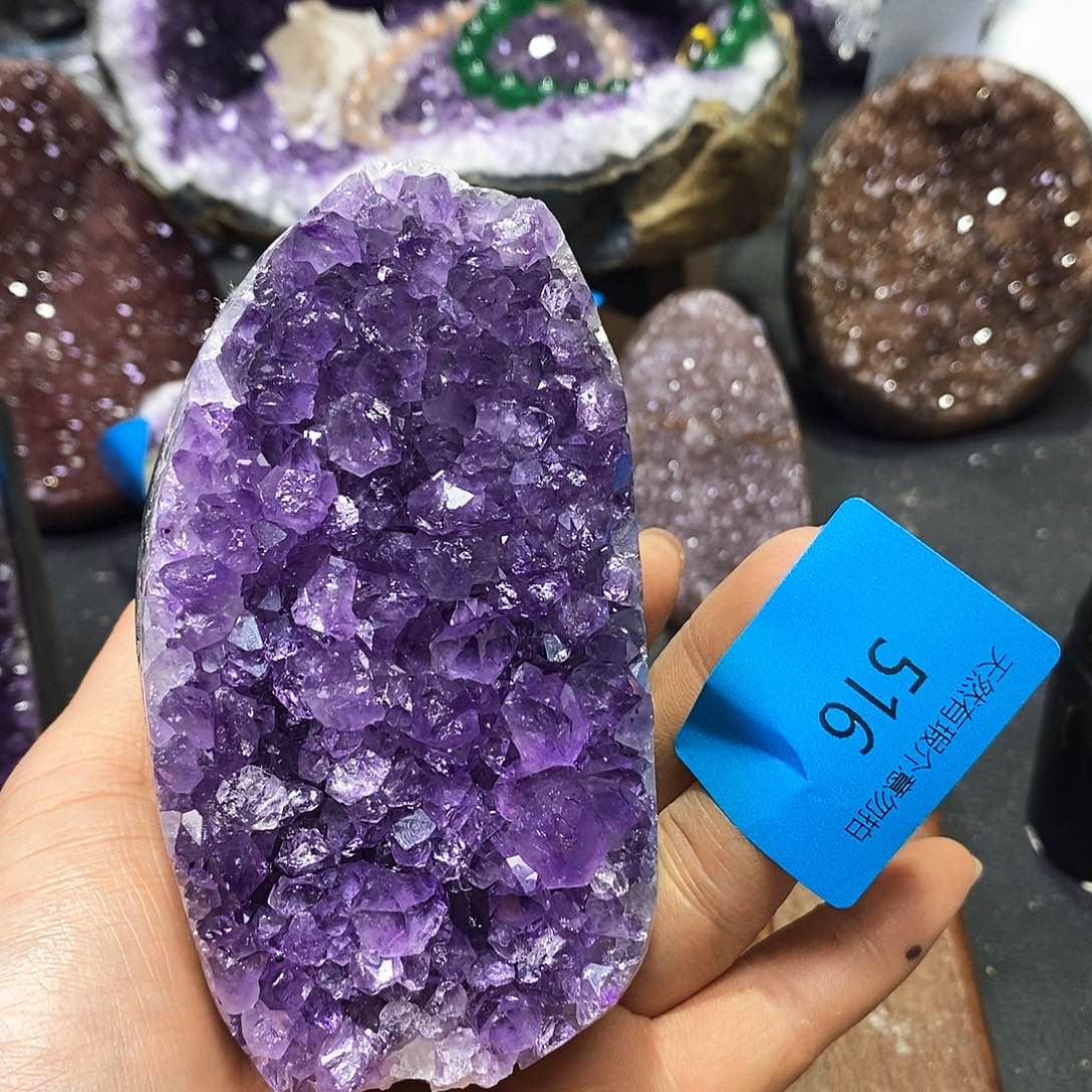 水晶大型摆件（非配饰）未镶嵌