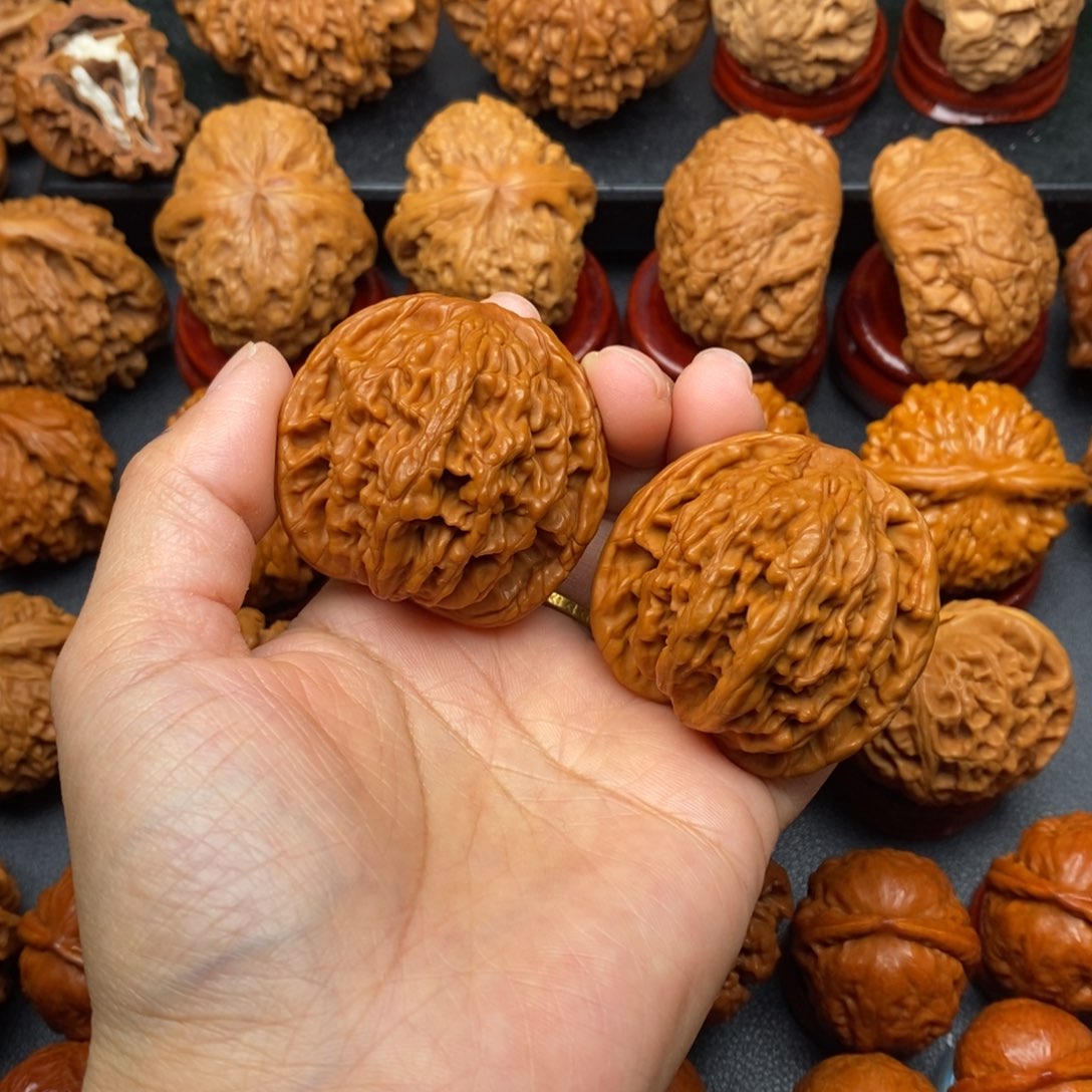 大***）把件文玩核桃虎头