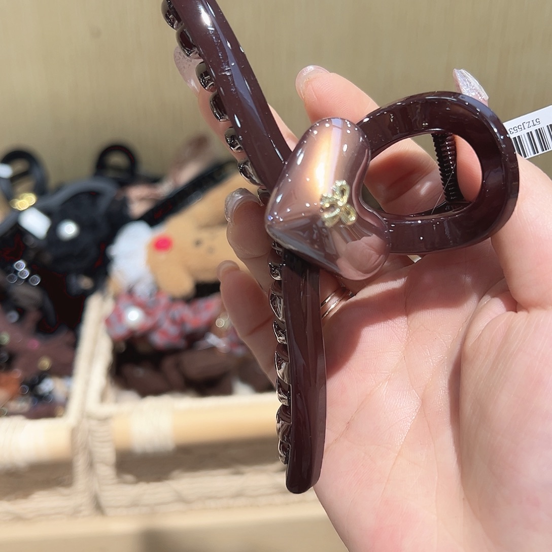 皮质铁合金红棕色爱心大抓