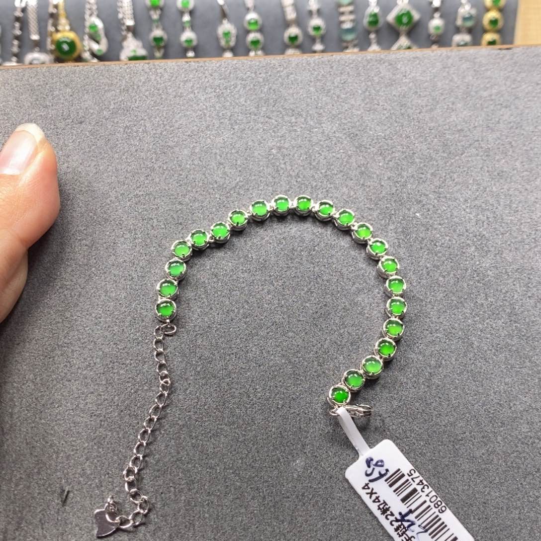 翡翠颈饰银S925镶嵌大****9手链