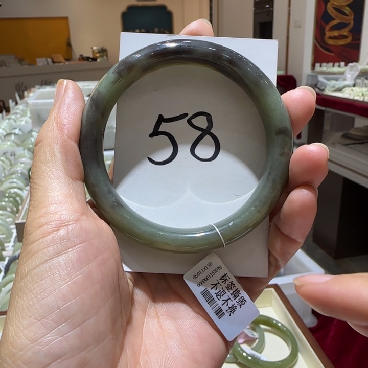 和田玉未镶嵌手镯715