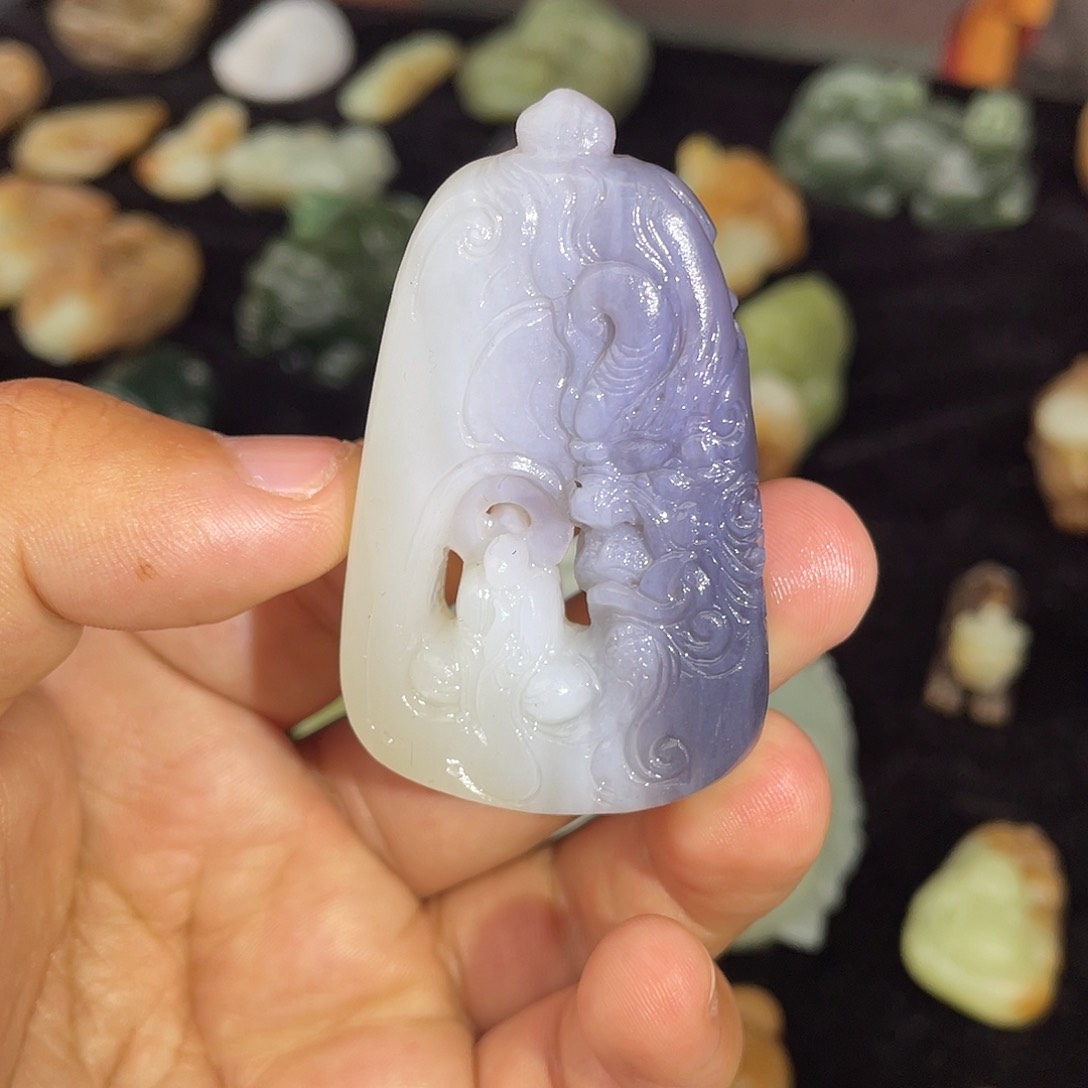 未镶嵌和田玉（糖玉）挂件