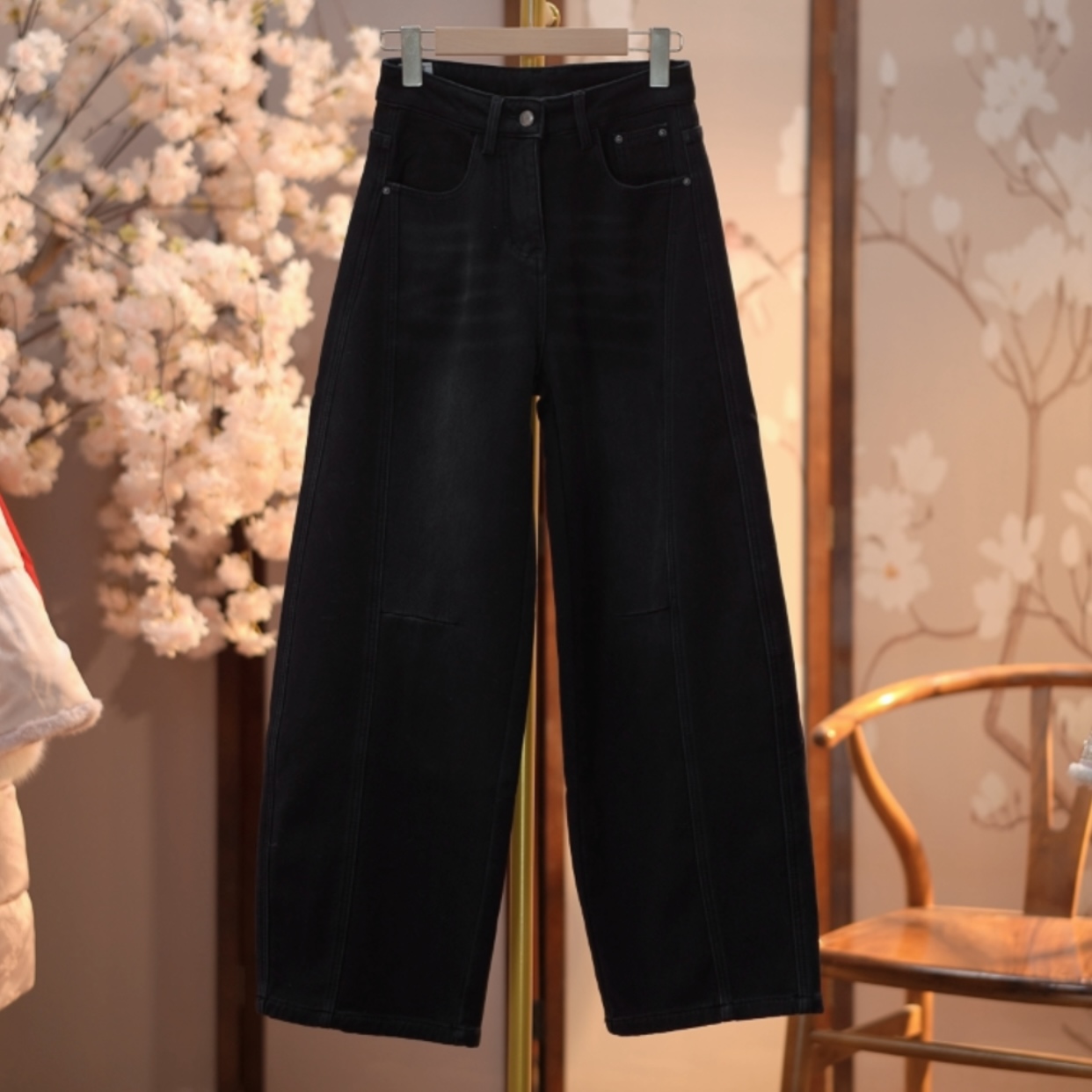 《春回暖-牛仔裤》加绒加厚2025冬季新款女士百搭气质牛仔裤