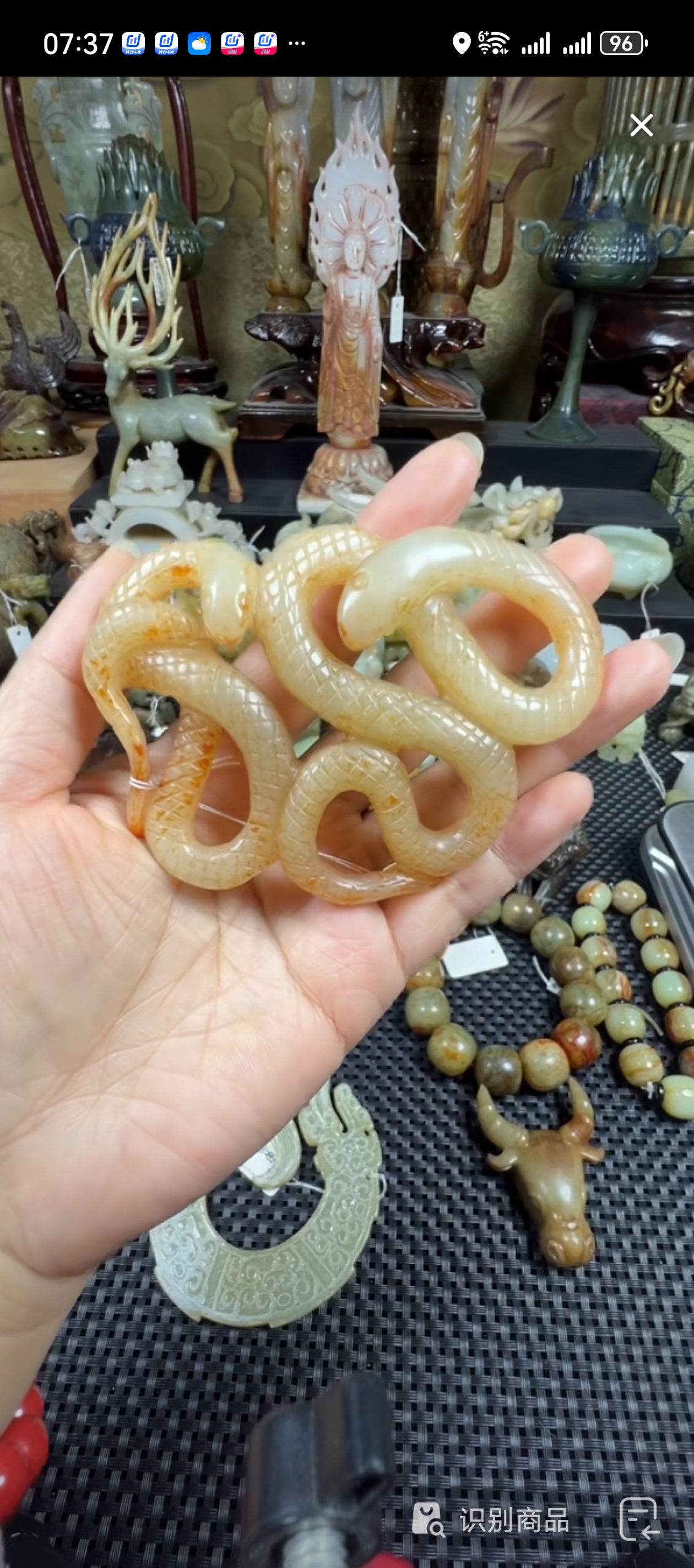 精品和田玉时尚摆件