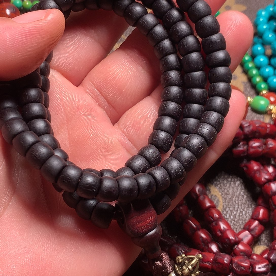 zxvbnmmsgjklwyioptuui