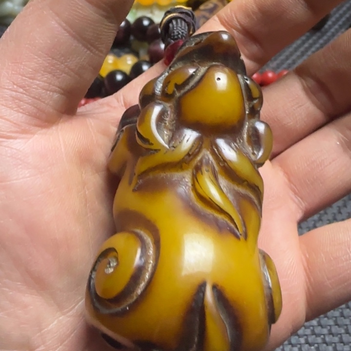 紫金钵盂菩提吊坠