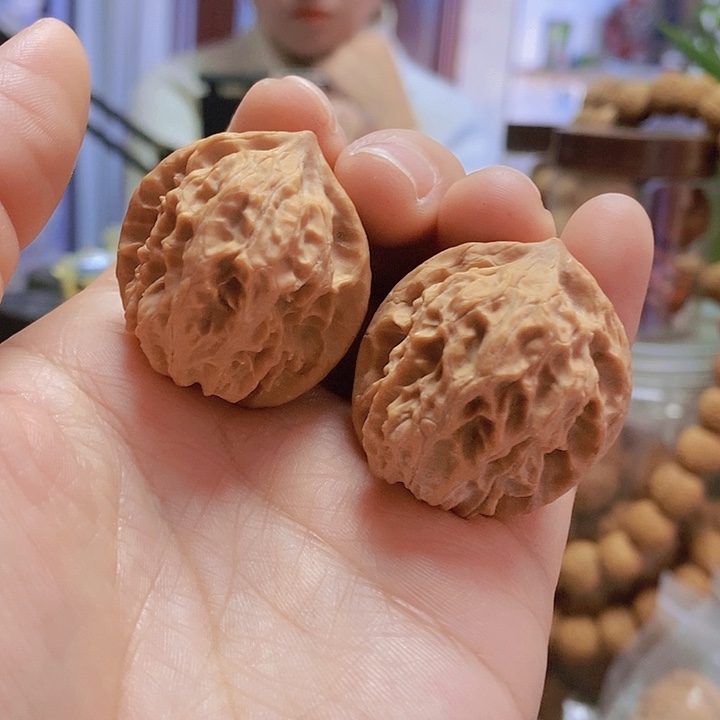 【闪购商品】文玩核桃把件32.5天通宝