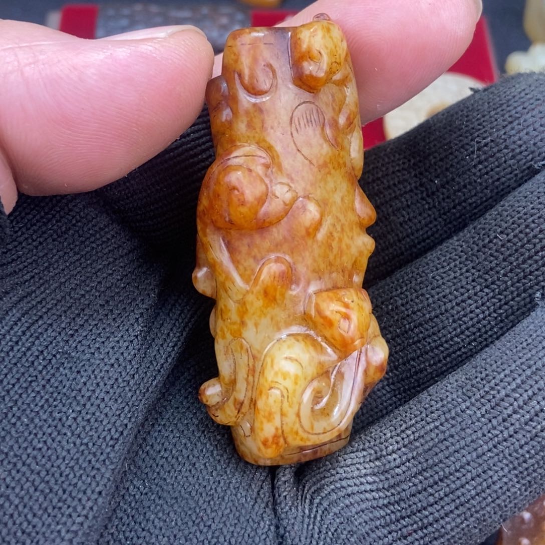 和田玉（糖玉）挂件未镶嵌