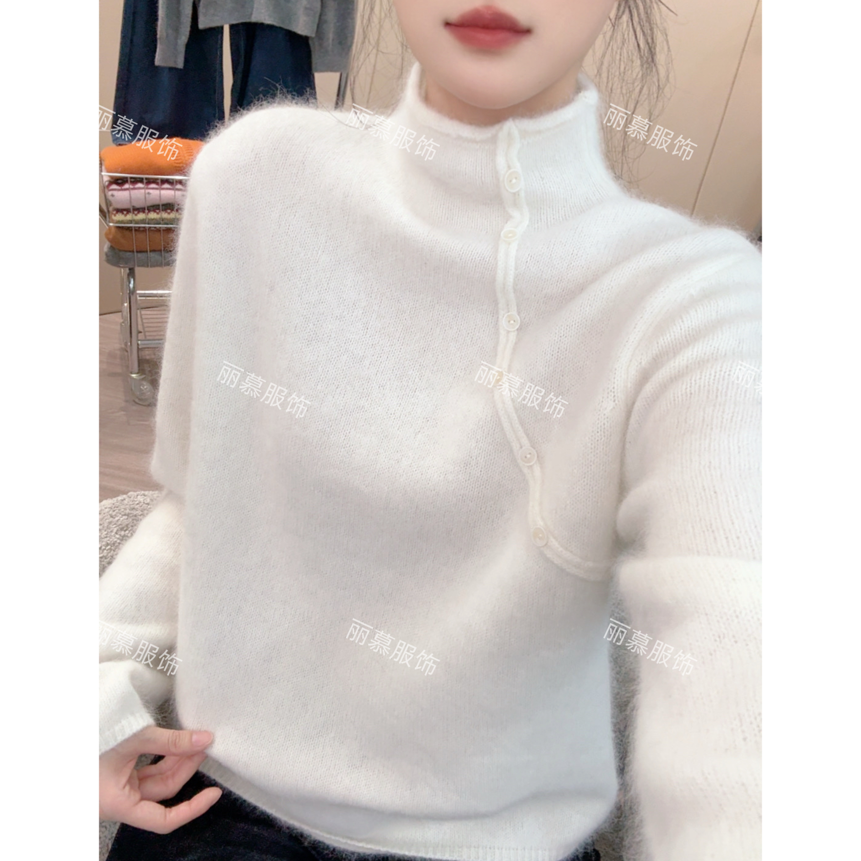 【雪浣情书】温柔风软糯斜扣高领浣熊纯色通勤针织打底衫套头2309