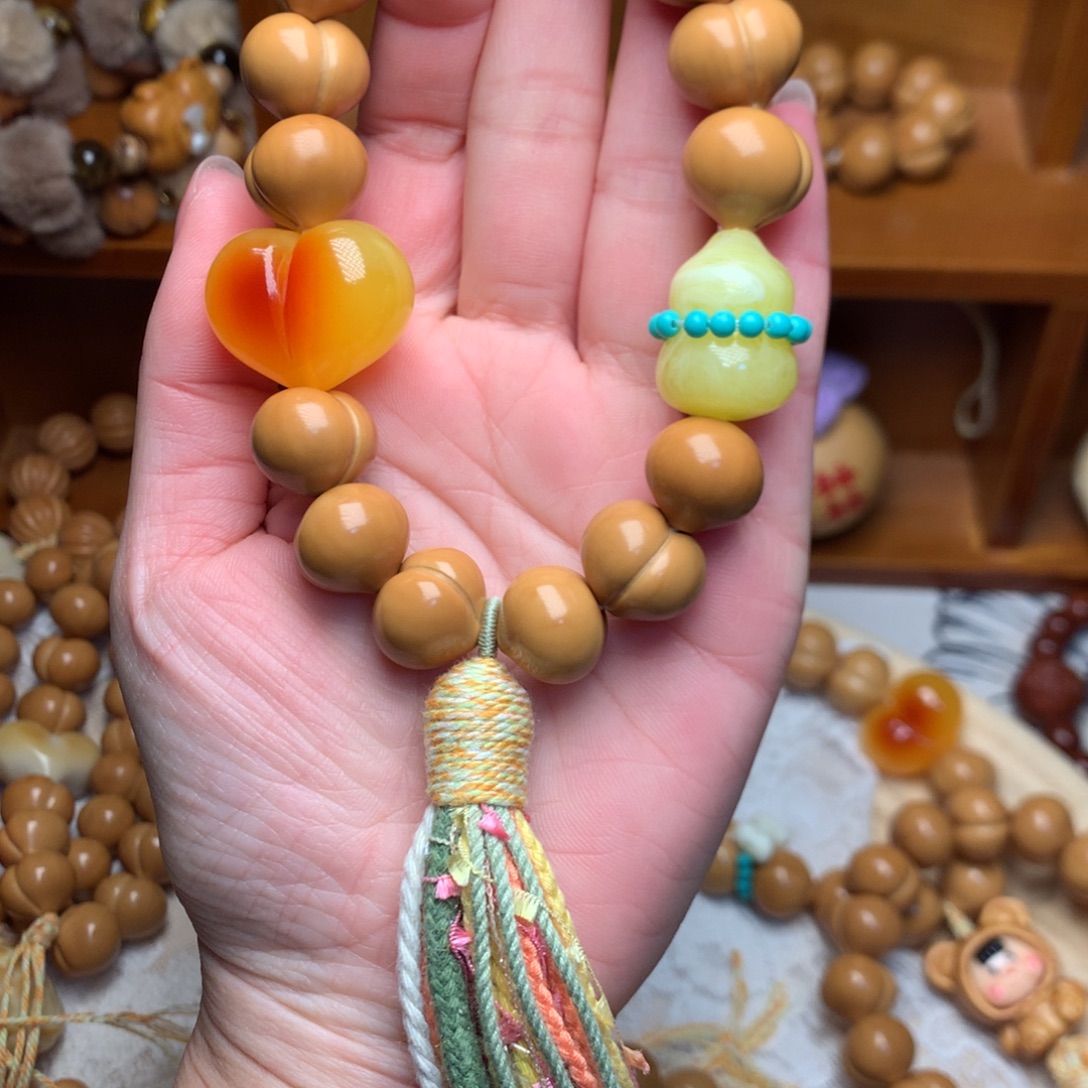 吊坠猴头核桃15高定屁桃手持定制