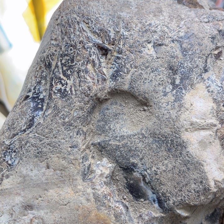 牛***糕定制玛瑙定制手镯不退不换