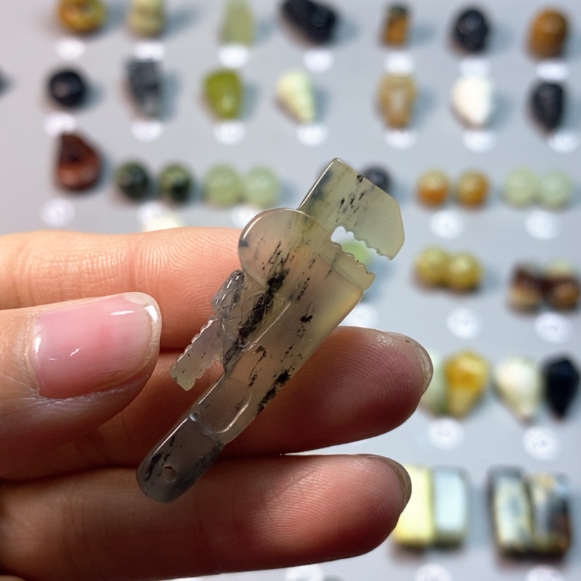 【闪购商品】蛇纹石玉吊坠(不含链)未镶嵌