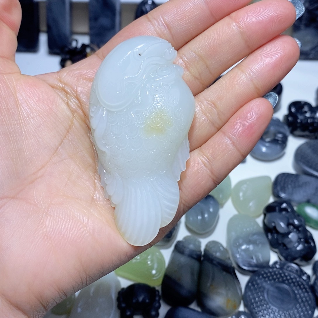 和田玉未镶嵌挂件